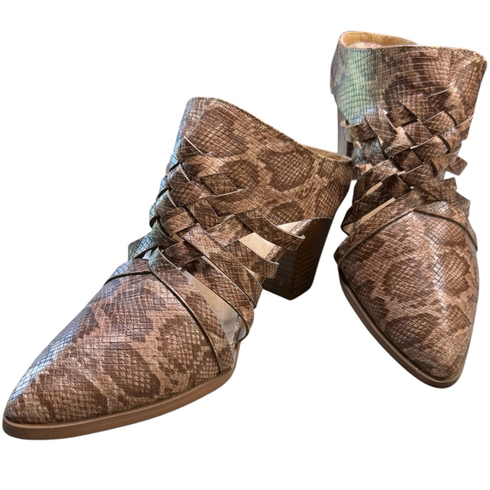 Snakeskin Heeled Mules Braided front by Comfort est.‎ 1946 NWOT Sz 9W